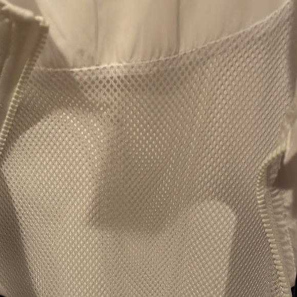 Zyia white and navy breaker jacket. Front zip, XL, 2 snap closure pockets. - Picture 6 of 10